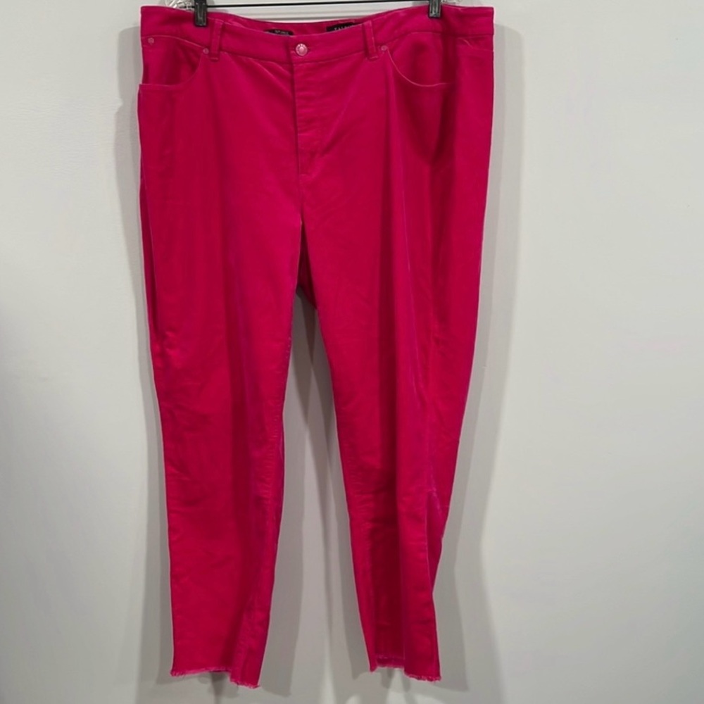 Talbots Flawless 5 Pocket Pink Slim Ankle Curvy Frayed Hem Corduroy Pants 18W